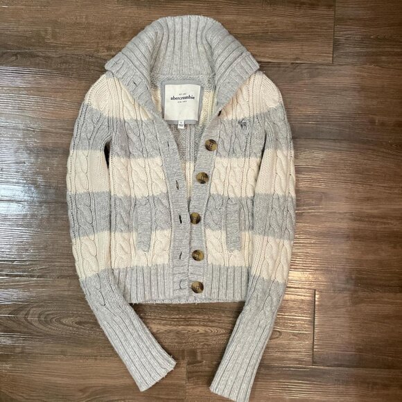 Abercrombie & Fitch Women's Jumper - Picture 2 of 3